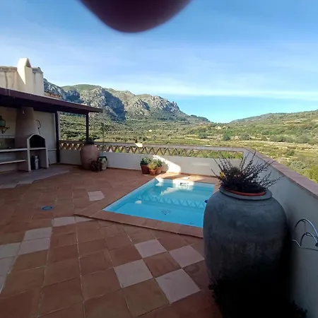 Rural En El Corazon De La Montana De Alicante Holiday home *